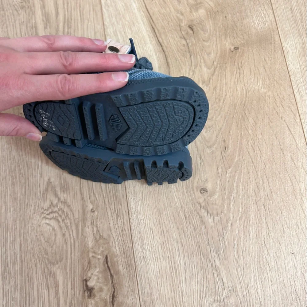 Palladium zip up boots toddler size 4